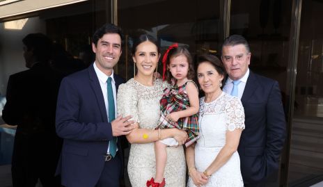  Alejandro González, Estefanía Gutiérrez, Lucía, Lucía Rangel y Arturo González.