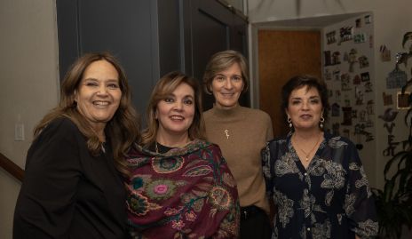  Gaby Espinosa, Jenny Cázares, Cecilia Bárcena y Lorena Maza.