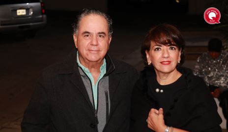  Alejandro López y Guadalupe González.