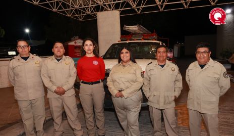  Armando Morales, Carlos González, Silvia Escareño, Lourdes Mota, Vicente Ibarra y José Manuel Álvarez.