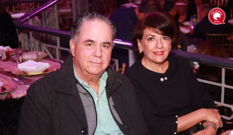  Alejandro López y Guadalupe González.