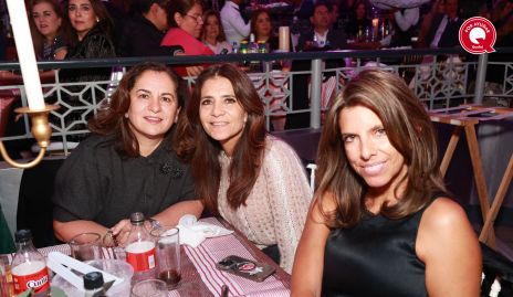  Claudia Ávila, Claudia de los Santos y Karla Díaz.
