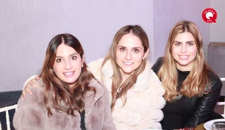  Andrea Rocha, Adriana Tovar e Isa Garza.