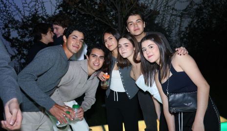  Emiliano Delsol, Juan José Leos, Saly Huitrón, Lourdes Nieto, Pepe Barrón y Natalia Posadas.