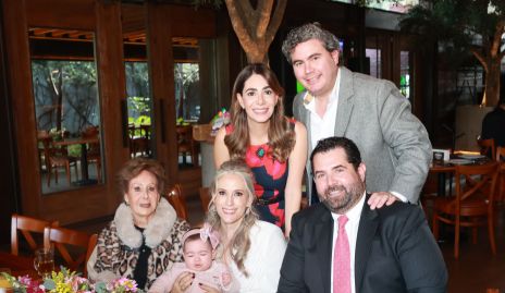  Laura Muñiz, Lucía Gordoa, Ana Paula Delgado, Andrea Lorca, Héctor Gordoa y Josué Camaro.