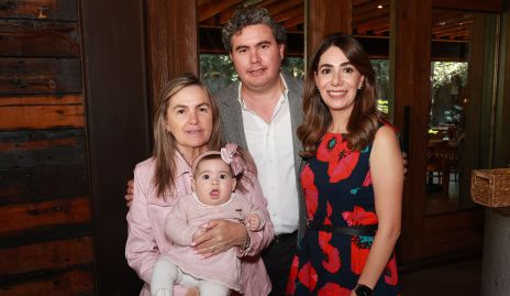  Adriana González, Lucía Gordoa, Héctor Gordoa y Andrea Lorca.