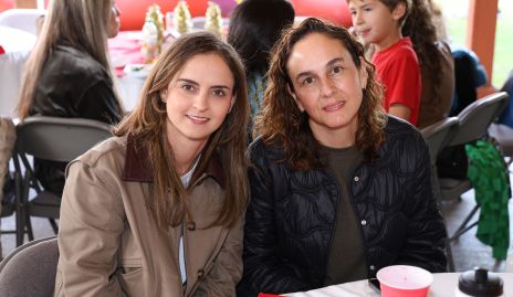  Ana Isabel Navarro y Daniela Villasuso.
