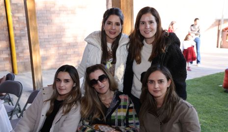  Andrea Cervantes, Valeria Flores, Verónica Meade, Cristina Ocejo y Ana Isabel Navarro.