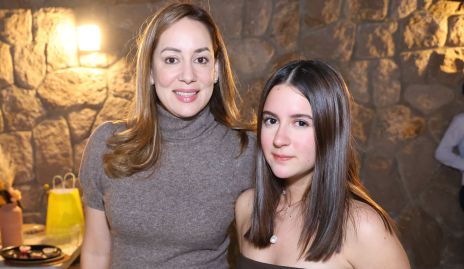 Majo Castellanos con su mamá Elisa Rodríguez.