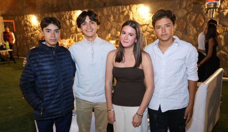  Eduardo Pérez, Gonzalo Martínez, Majo Castellanos y Adrián Leiva.