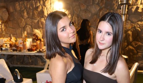  Paulina Garduño y Majo Castellanos.