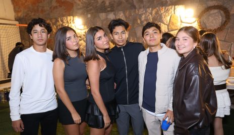  André Amores, Romina Garduño, Paulina Garduño, Santi Martínez, Diego Álvarez y Ana Victoria Ollarvide.