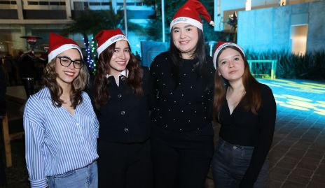  Karla Martínez, Ximena Esparza, Alexa Saldaña y Fernanda Ramos.