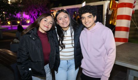  Romina Gutiérrez, Camila Gutiérrez y Alan Trejo.