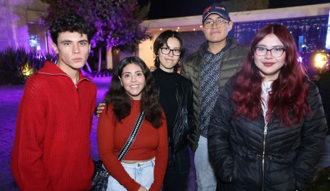  Vidal Zavala, Nadia Cortés, Sarah Rodríguez, Yazmany Venegas y Maggy Obviedo.
