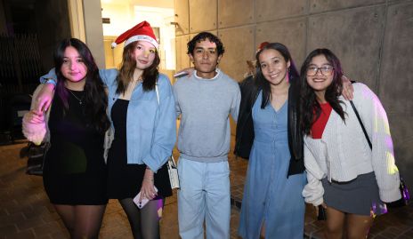  Dana Espinoza, Claudia López, Jaime Carranza, Perla González y Alma Saldaña.