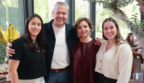  Paulina Hinojosa, Alejandro Hinojosa, Cony Alvarado y Ana Lucía Esparza.