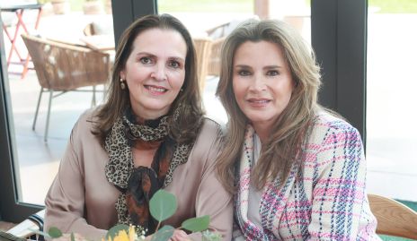  Gabriela Gómez y Bertha Barragán.