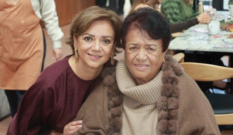  Cony Alvarado y María Concepción.
