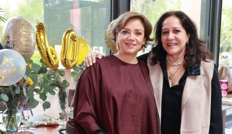  Cony Alvarado y Esther Sandoval.