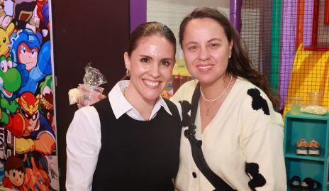  Marifer y Alejandra.