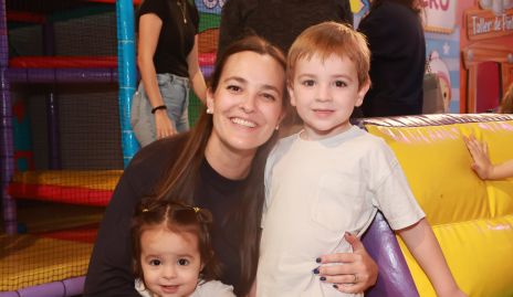  Roberta Ramírez, Laura Matienzo y Diego Ramírez.