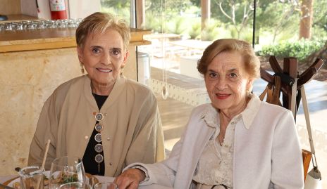  Toyita Villalobos y Cristina Cánovas.