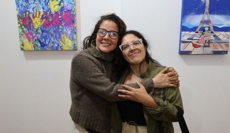  Irma Zamora y Julia Tello.