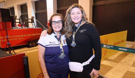  María Eugenia Castroseiros y Leonora Ardón.