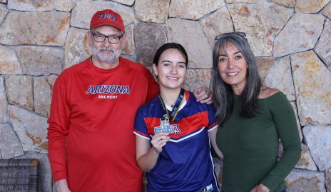  Rafael de León, Marisol de León y Verónica Correu.