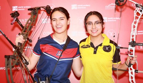 Marisol de León y Michel Coutiño.