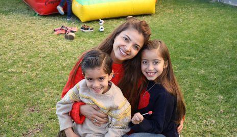  Xóchitl, Diego y Bárbara Castañón.