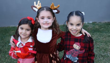  Montse, Fernanda y Ana Sofi.