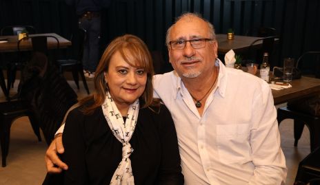  Tere Dimas y Humberto Castillo.
