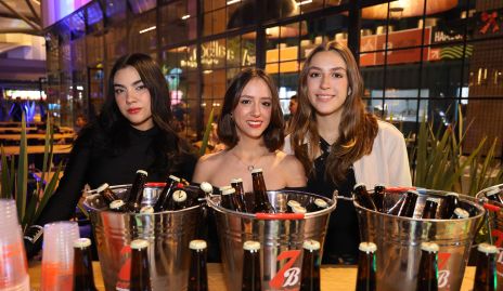  Paulina Yepes, Ana Paula Narváez y Ale Narváez.