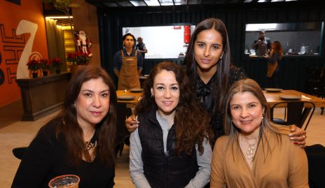  Lily Villalobos, Martha Saavedra, Laura Muñoz y Marcela Gazcón.