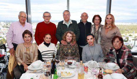  Olegario Galarza, David Galarza, Guillermo Galarza, Antonio Tomás Obrador, Katis Montiel, Norma Galarza, Cecilia Bremer, Lucía Lozano, Laura González, Yoya Galarza y Manela Galarza.