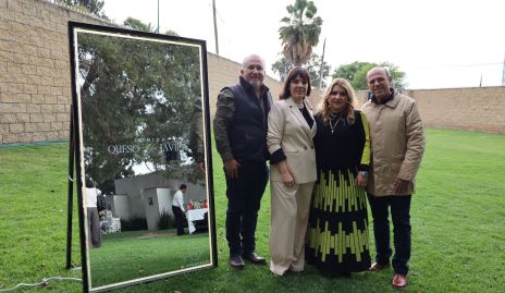  Guillermo Báez, Beatriz Canseco, Carmenchu y Roberto.