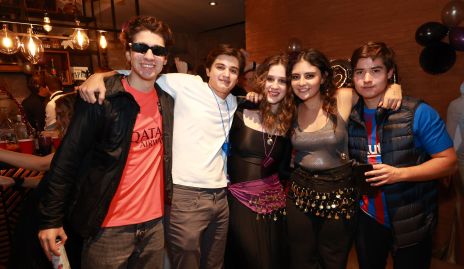  Santiago Morales, Santiago Nava, Mariana Mendizábal, Cony Hermosillo y Marcelo Villarreal.