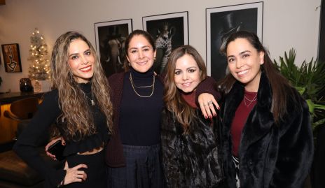  Giselle Stahl, Pupi Díaz, Carolina Castillo y Lizy Esteves.