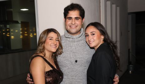 Montse Faz, Rodrigo Lozano y Gaby Hinojosa.