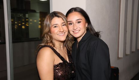 Montse Faz y Gaby Hinojosa.