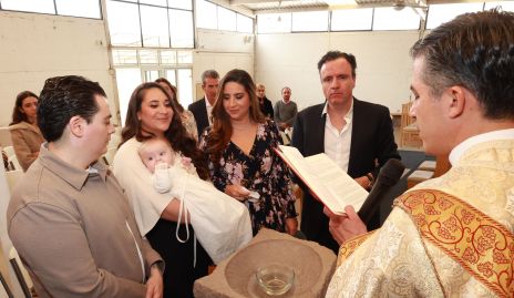  Diego Tejeda, Lorena Cantú con Carlota Tejeda, Blanca Cantú y Eduardo Martínez.
