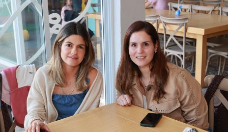  Lucía Cabrera y Valeria Flores.