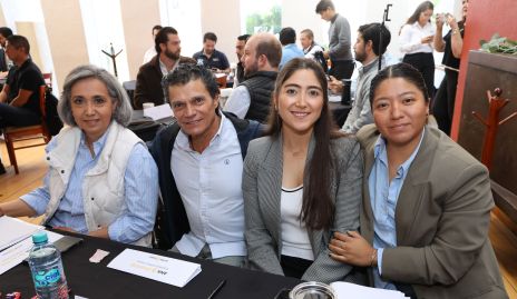  Martha Castro, Fernando Cifuentes, Marcela Villarreal y Ana Meche Cifuentes.