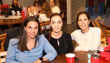  Belén Leboreiro, Vanessa Juárez y May Chávez.