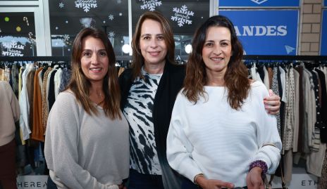  Vanessa, Meritchell y Mónica Galarza.