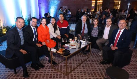  Gabriel Anguiano, Roger Velázquez, Silvia Guzmán, Angélica Medina, Asael Cuevas, Sergio Lazo de la Vega, Soraya Méndez, Francisco López y Reynaldo Falcón.