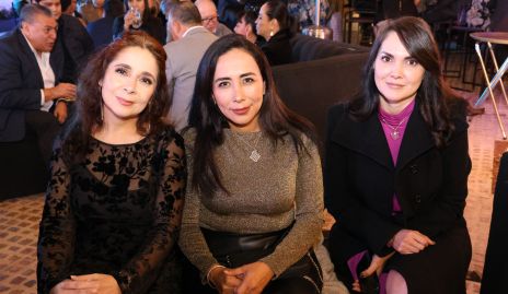  Gabriela Mendoza, Bricia Solís e Imury Baca .
