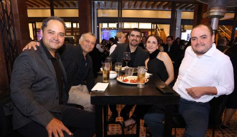  Javier Araujo, Rodolfo Ortiz, Everardo Lugo, Leslie de Lugo y Miguel Araujo.